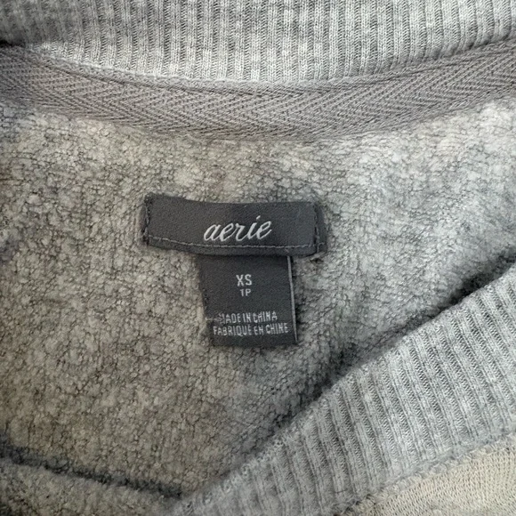 Aerie Neutral Monotone Camo Sweatshirt | Soft Utility Raglan Pullover | XS - Picture 4 of 7